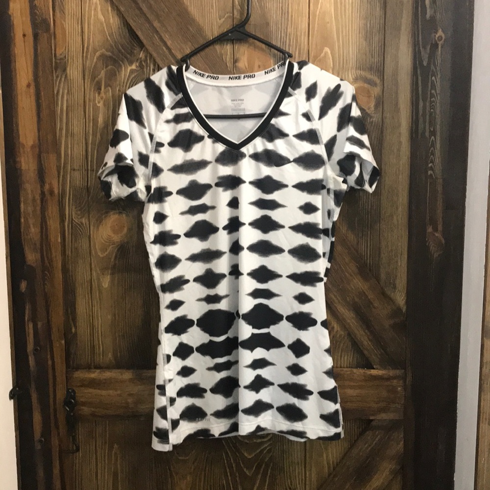 Nike Pro Workout Top